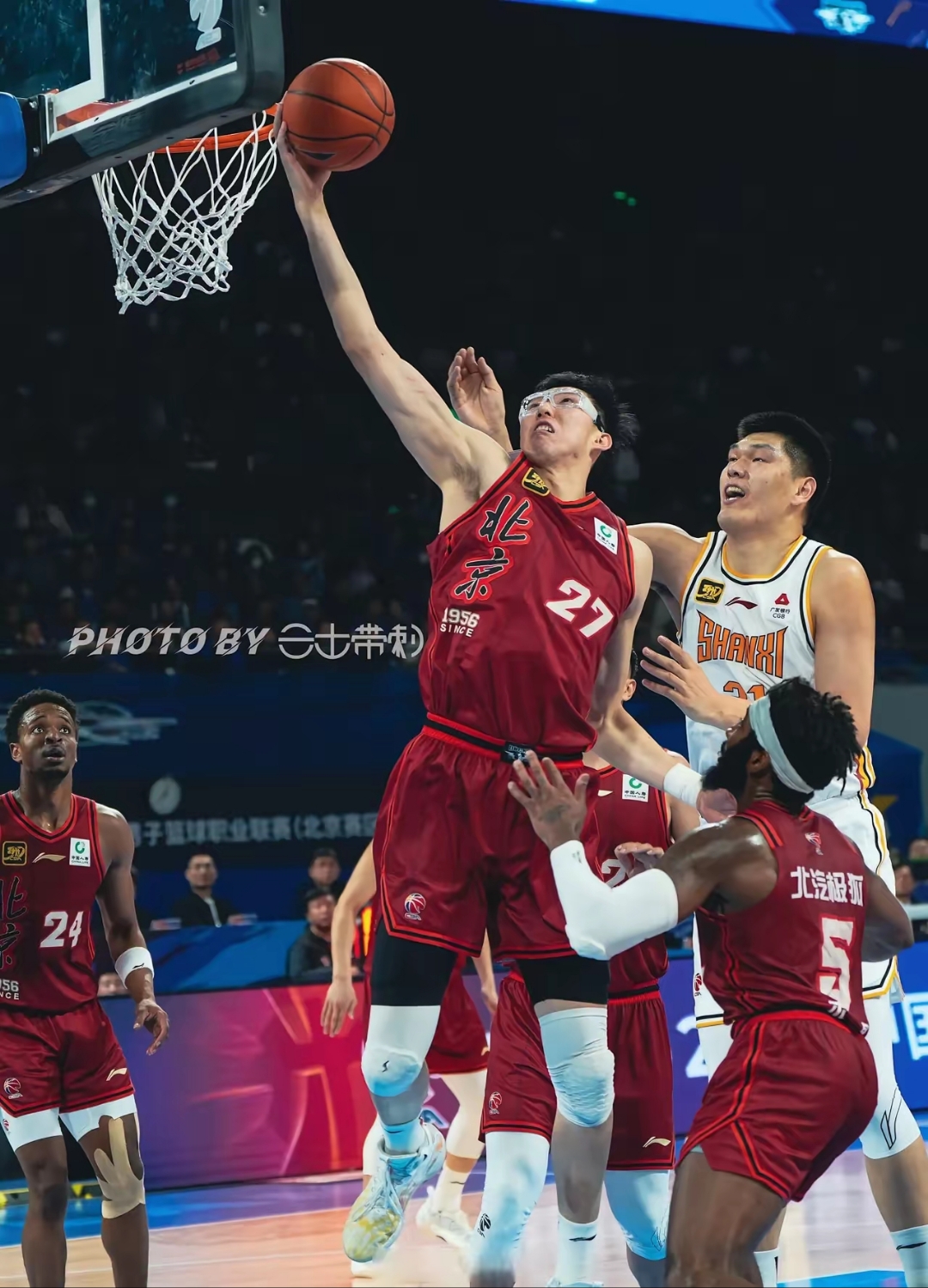 包含这也行？广厦男篮今晨复出首秀风云突变辽宁本钢今晨状态回暖，里程碑夜多特蒙德手感冰凉的词条